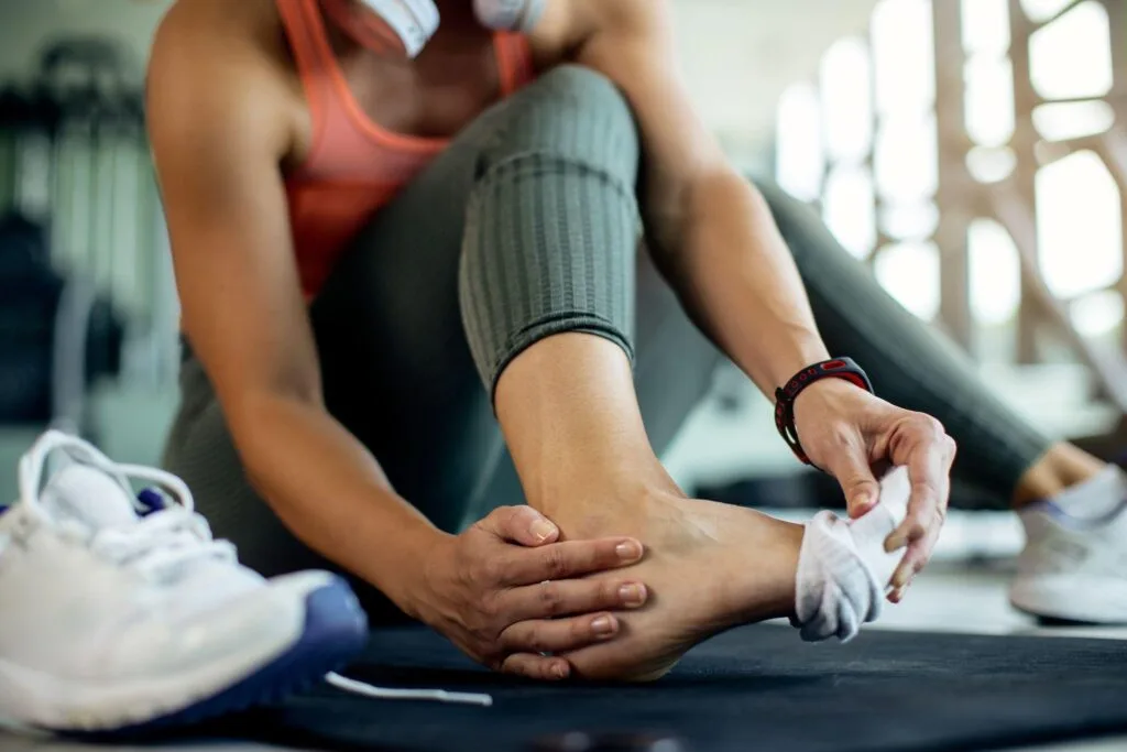 Calf Pain Explained_ When to Worry and When to See a Specialist
