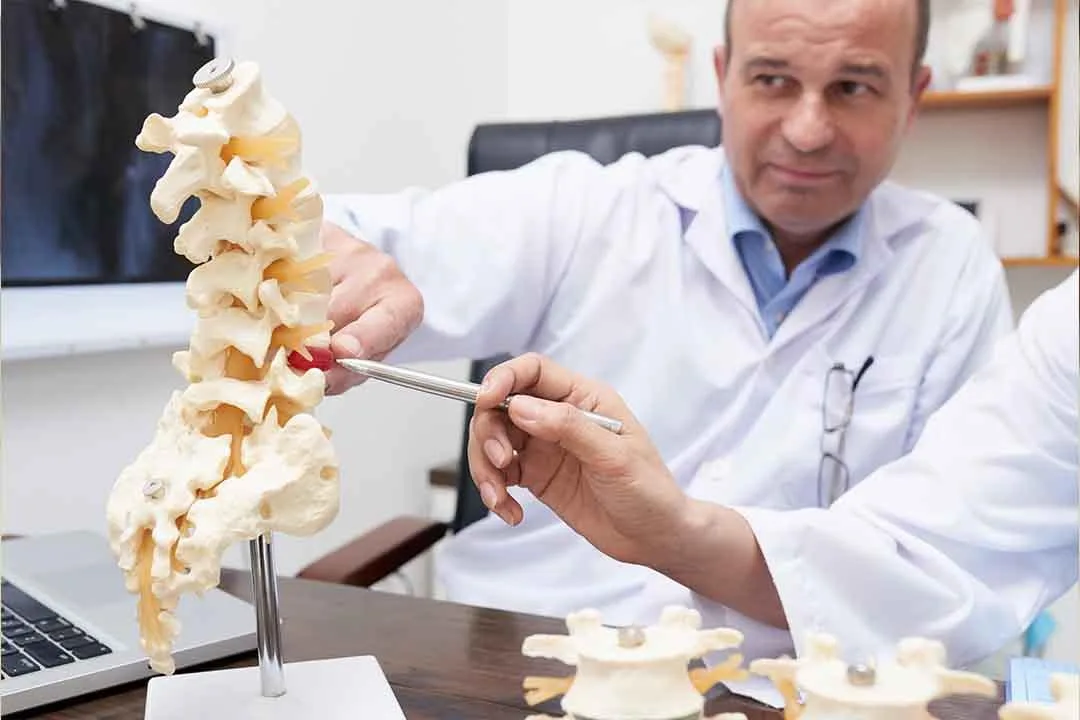 Why Spinal Decompression at Proback Works Better Than Standard Physiotherapy_1